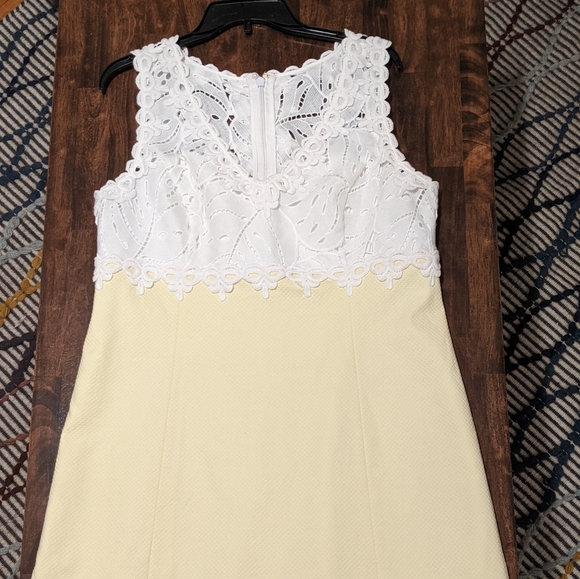 Lilly Pulitzer Dresses & Skirts - Lilly Pulitzer Honeycomb Lemon Dress